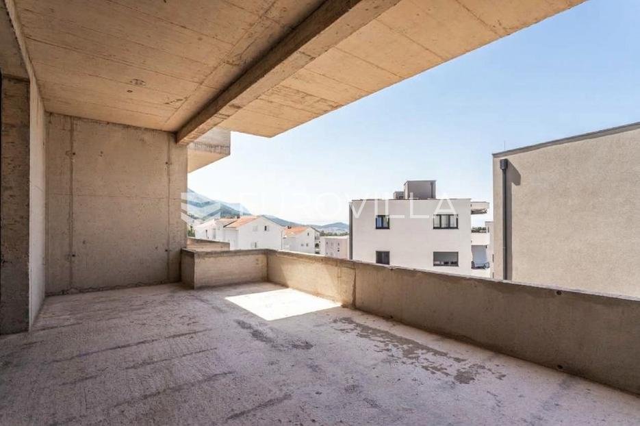 Apartmán Na predaj - Splitsko-dalmatinska Makarska - foto 1/14