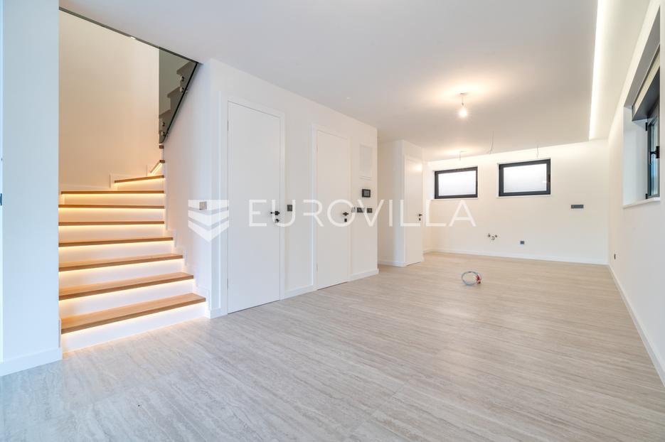 Apartmán Na prodej -  Podsljeme