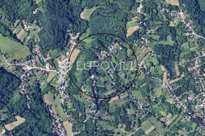 Terreno in vendita 1750 m² – Novoselec
