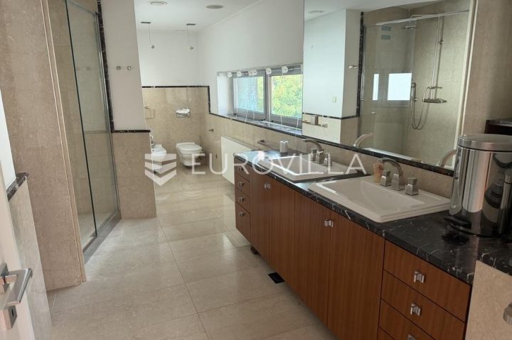 House For rent - Grad Zagreb Gornji Grad - Medveščak - foto 4/12