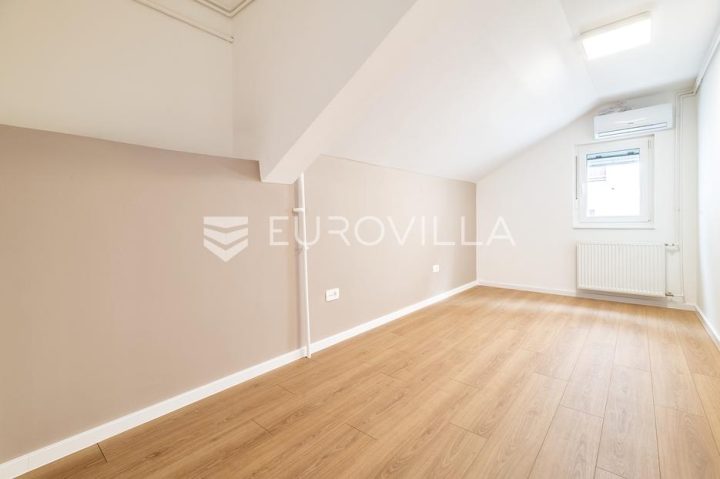 Poslovni prostori Za najem - Grad Zagreb Sesvete - foto 3/6