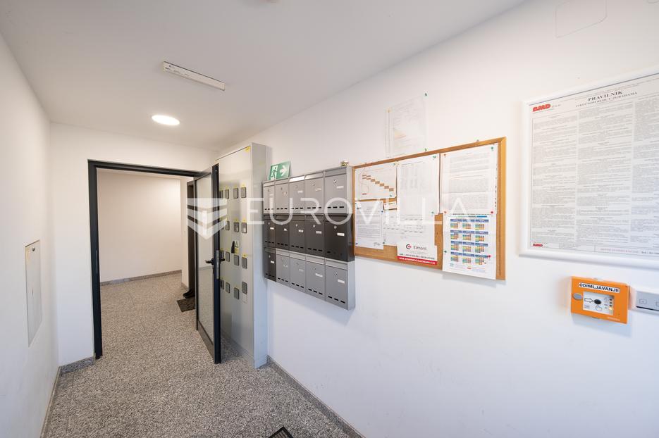 Apartma Naprodaj - Zagrebačka Dugo Selo