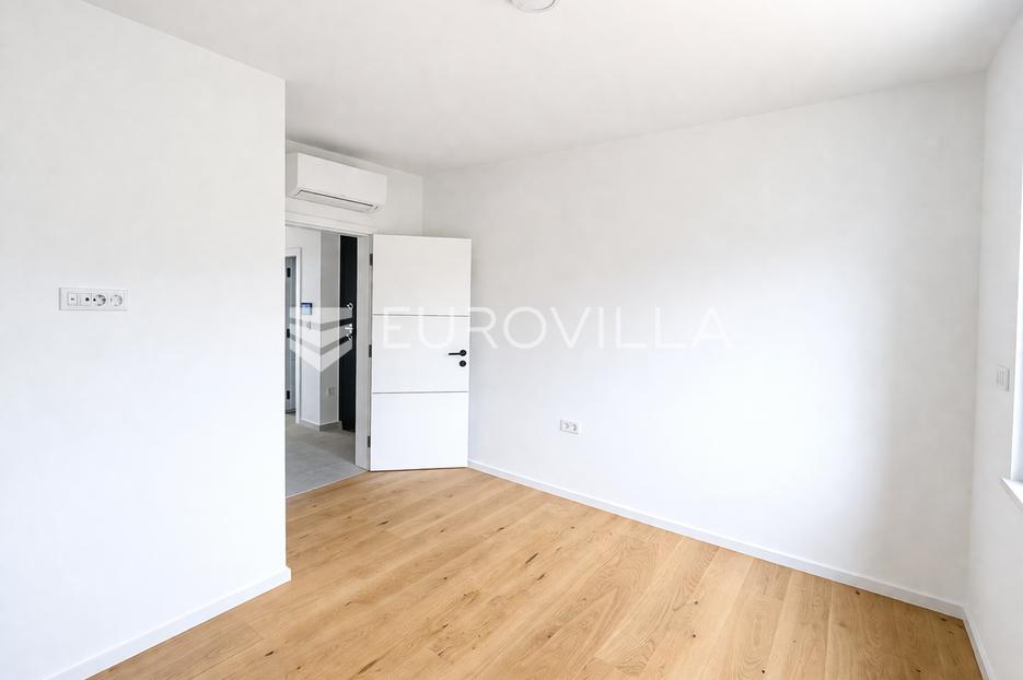 Apartment Zu verkaufen -  Novalja