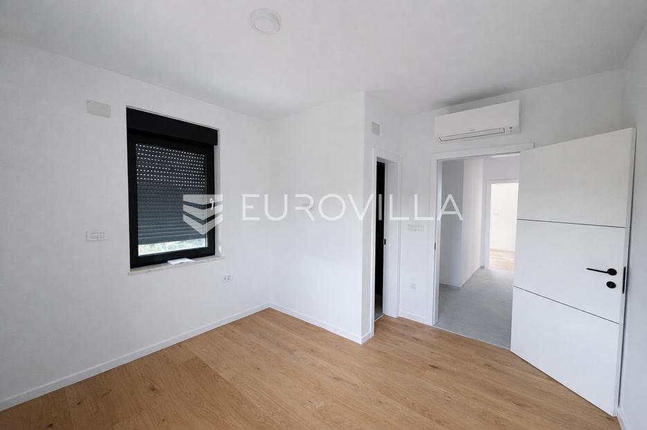 Apartment Zu verkaufen -  Novalja