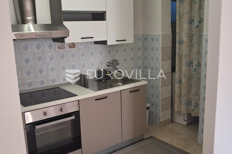 Kuća Na prodaju - Dubrovačko-neretvanska Janjina