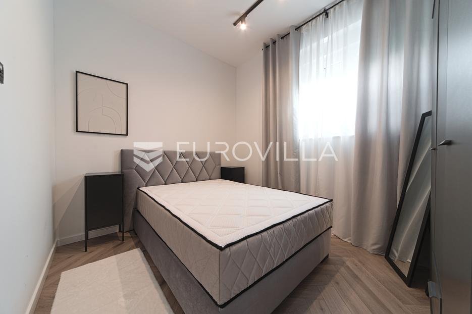 Appartement À vendre - Osječko-baranjska Osijek