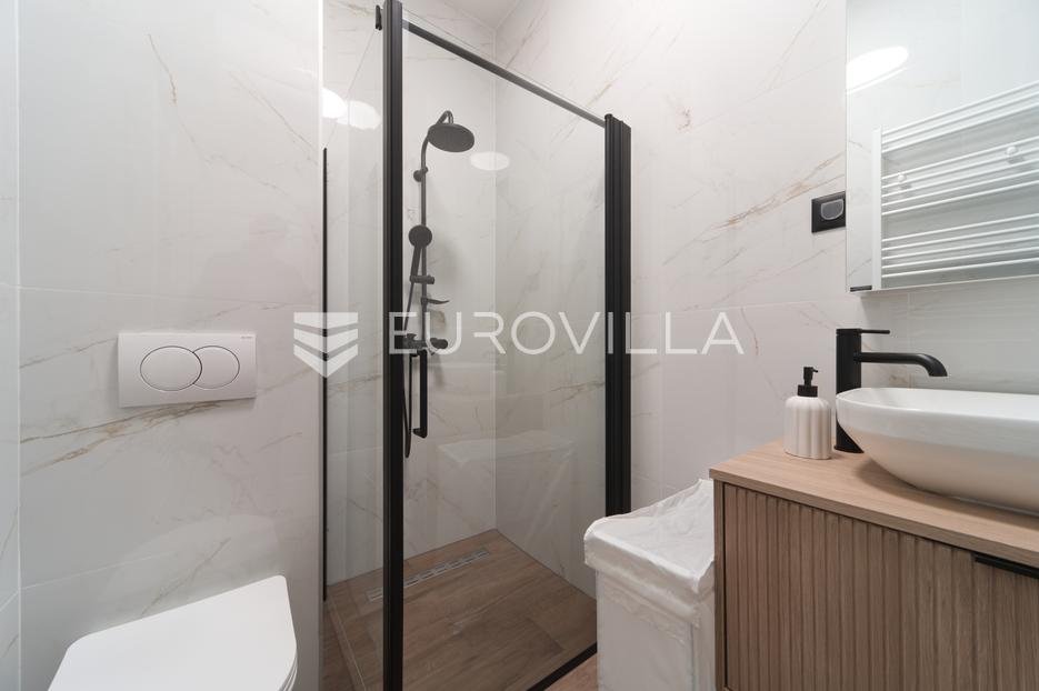 Appartement À vendre - Osječko-baranjska Osijek