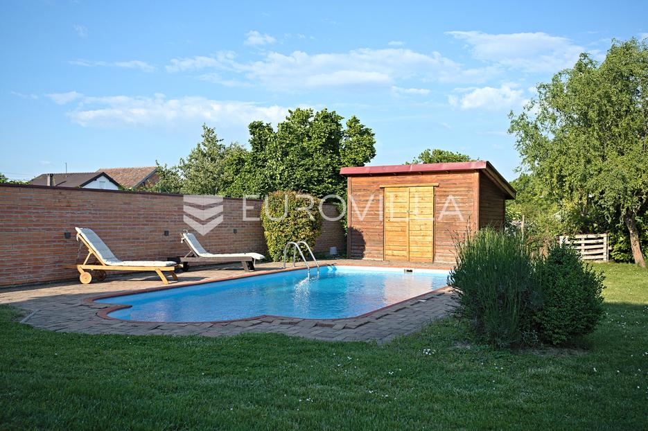 Maison À vendre - Osječko-baranjska Bilje