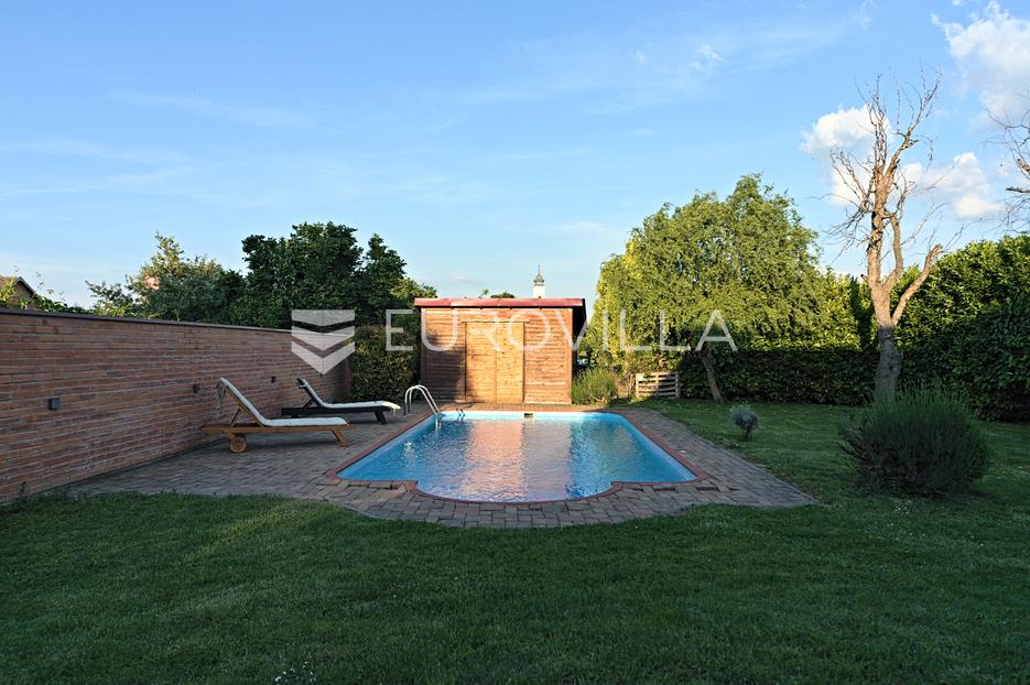 Maison À vendre - Osječko-baranjska Bilje