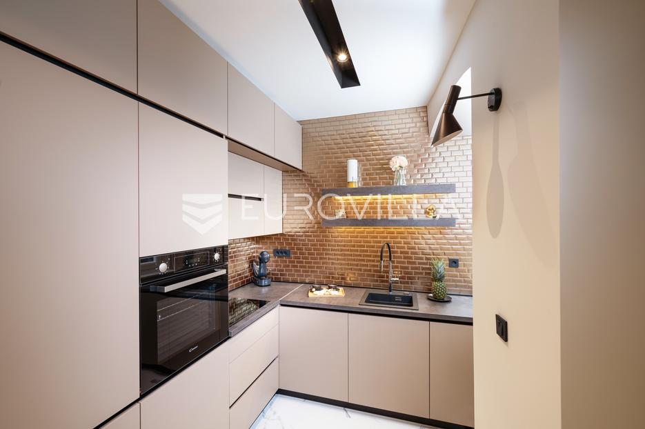 Apartment Zu verkaufen -  Rijeka