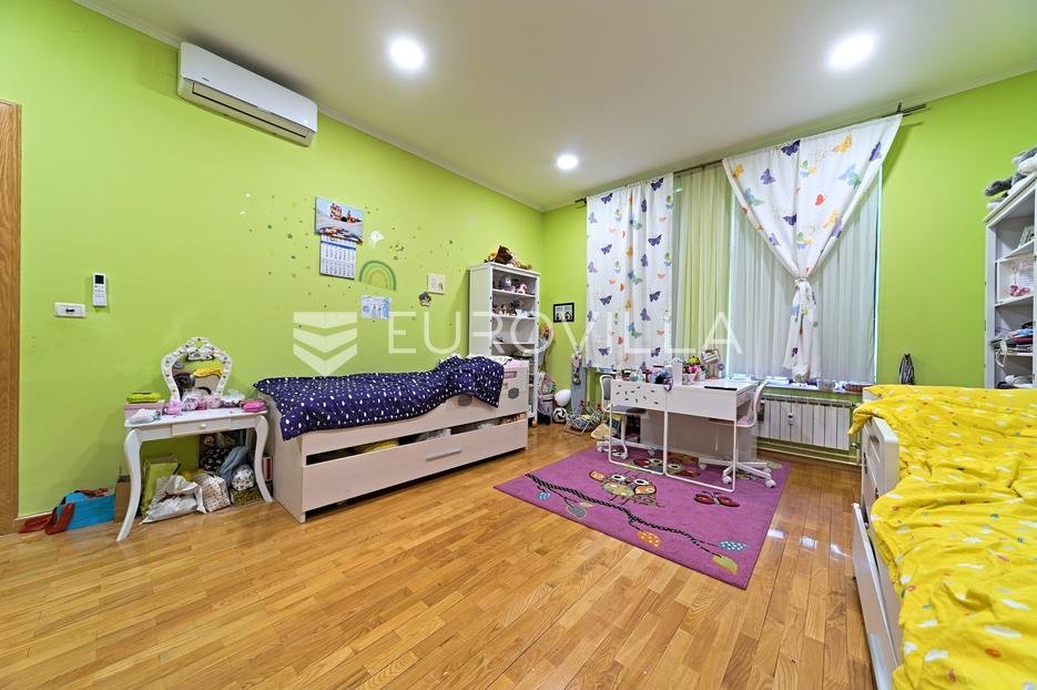 Apartmán Na prodej - Osječko-baranjska Osijek