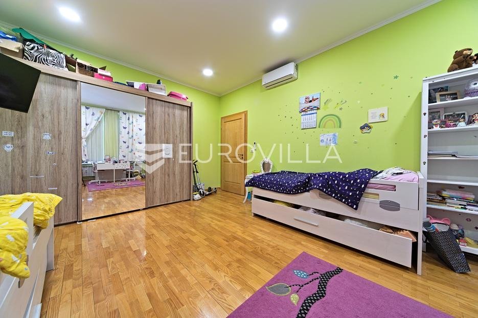 Apartmán Na prodej - Osječko-baranjska Osijek