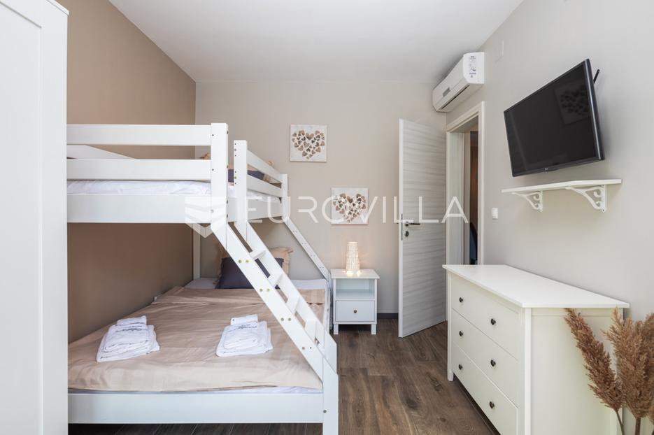 Casa In vendita - Zadarska Pag