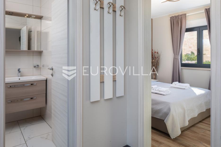 Casa In vendita - Zadarska Pag