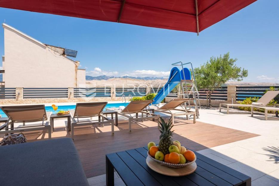 Casa In vendita - Zadarska Pag