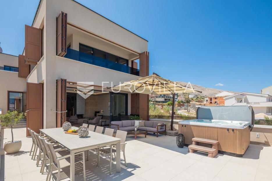 Casa In vendita - Zadarska Pag