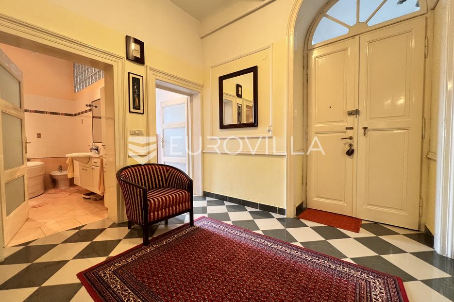 Apartment Zu verkaufen -  Pula
