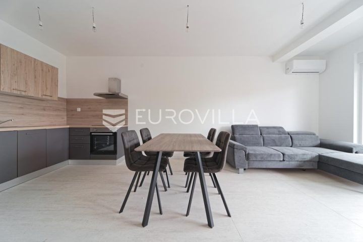 Flat for sale 96 m² – Novi Grad