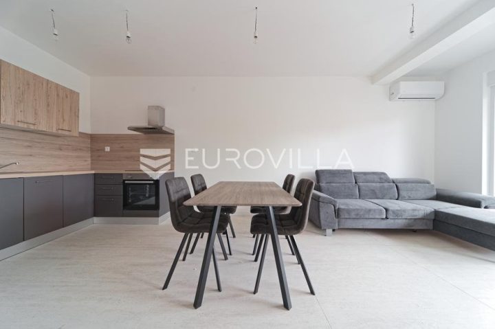 Appartamento da affittare 96 m² – Novi Grad