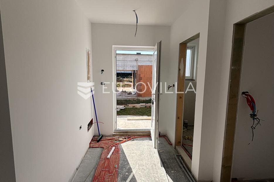 Kuća Na prodaju -  Pula