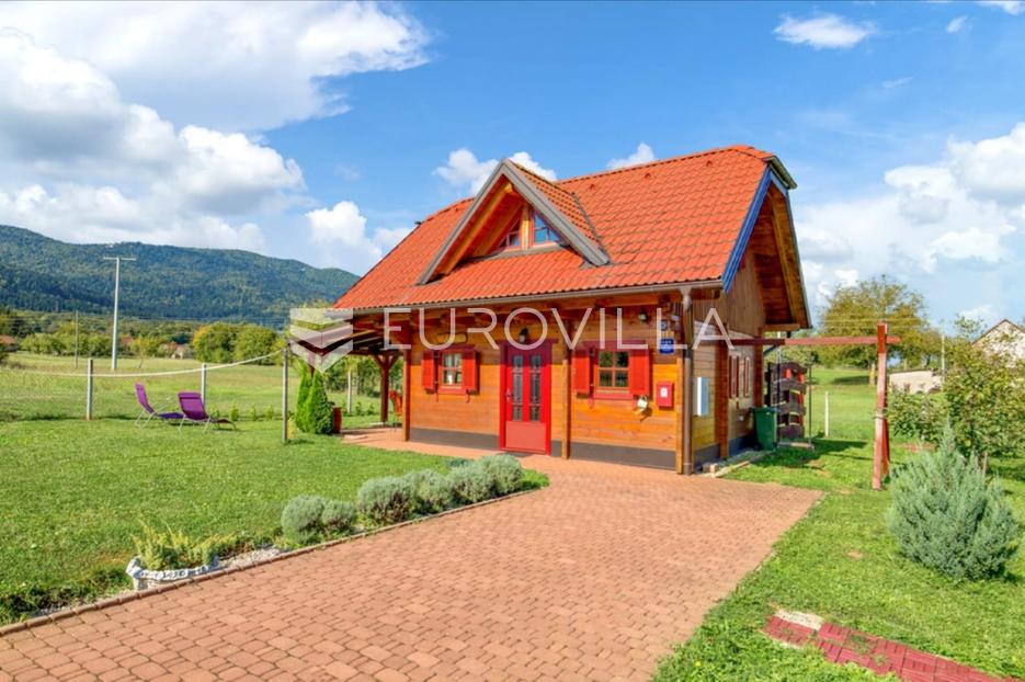 Dom Na predaj -  Otočac