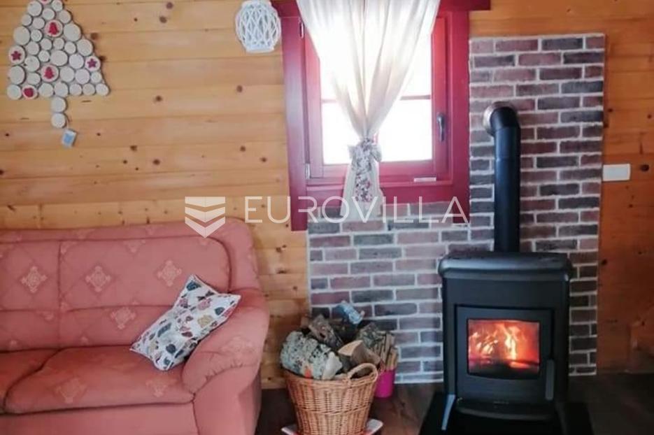 Dom Na predaj -  Otočac