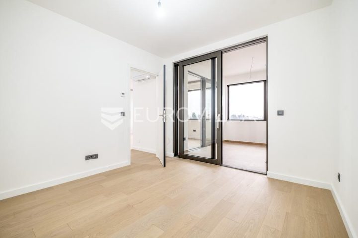 Appartement À louer - Grad Zagreb Stenjevec - foto 5/6