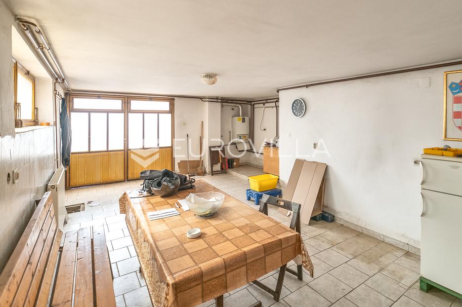 Haus Zu verkaufen -  Donja Dubrava