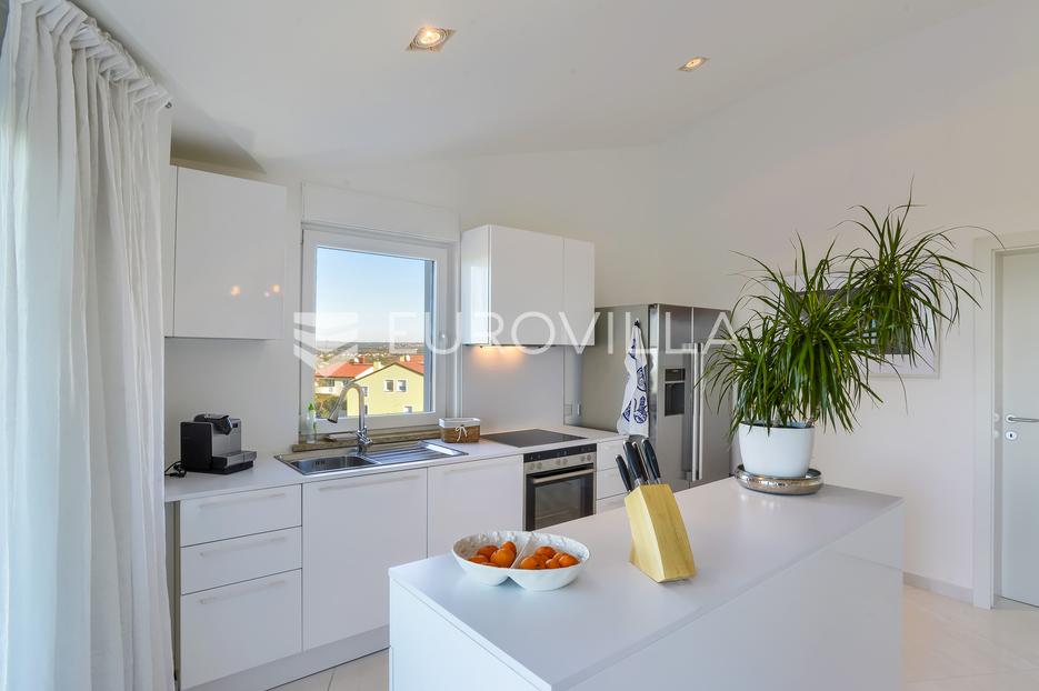Apartment Zu verkaufen -  Pula