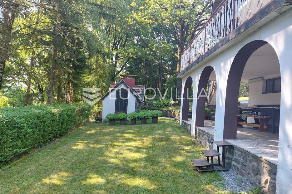 Maison À vendre - Požeško-slavonska Velika