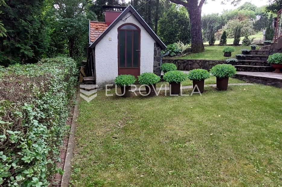 Maison À vendre - Požeško-slavonska Velika