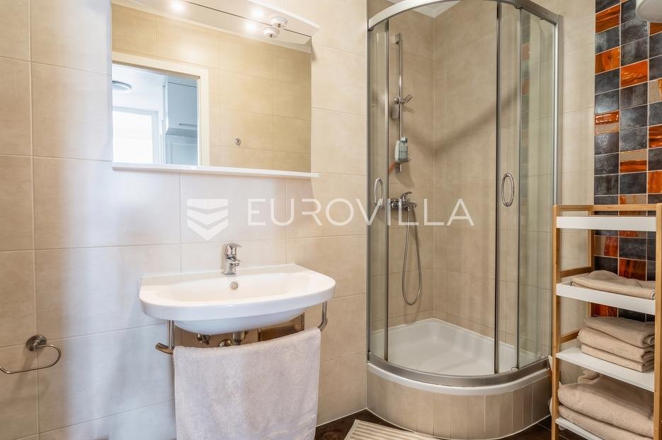 Appartamento In vendita - Splitsko-dalmatinska Split
