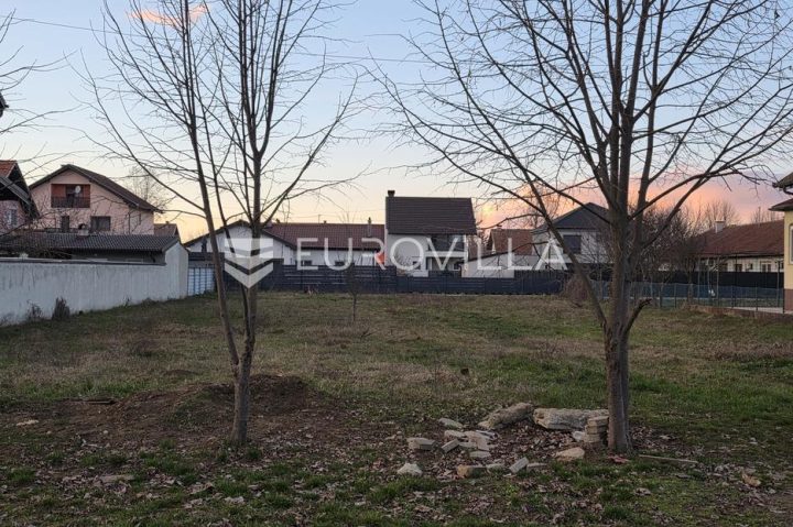 Terrain à vendre 559 m² – Cvjetno Naselje