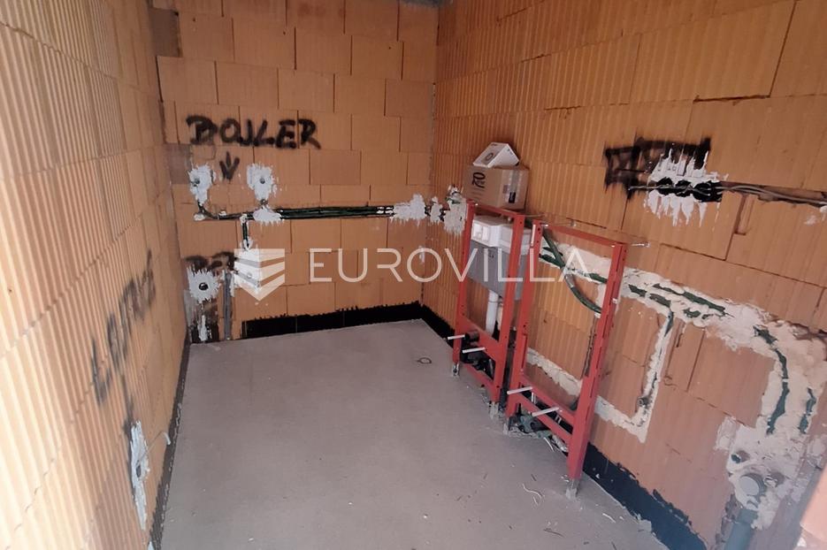 Dům Na prodej -  Duga Resa