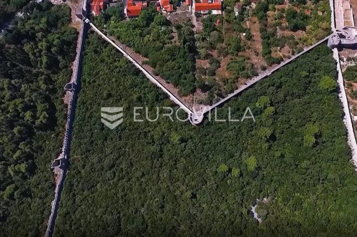 Terreno in vendita 107055 m² – Ston