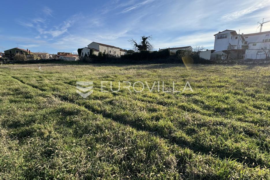 Grundstück Zu verkaufen - Istarska Višnjan