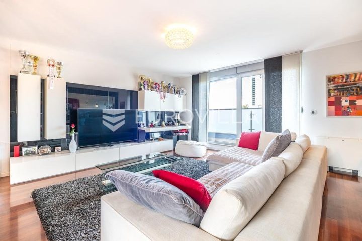 Apartma Na predaj - Grad Zagreb Trnje - foto 2/17