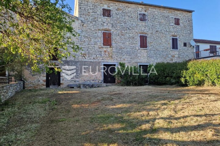 Maison à vendre 225 m² – Tar