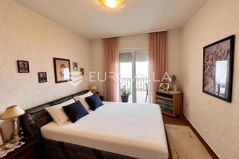 Flat For sale - Ličko-senjska Senj