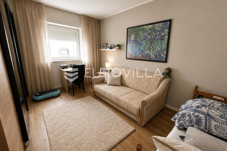 Flat For sale - Ličko-senjska Senj
