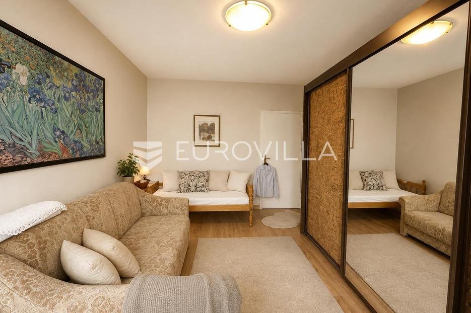 Flat For sale - Ličko-senjska Senj