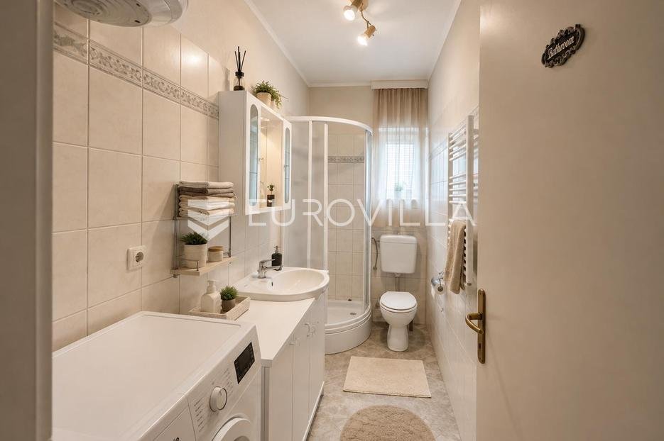 Flat For sale - Ličko-senjska Senj