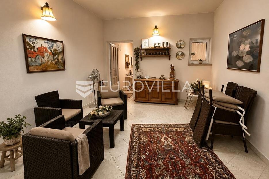 Flat For sale - Ličko-senjska Senj