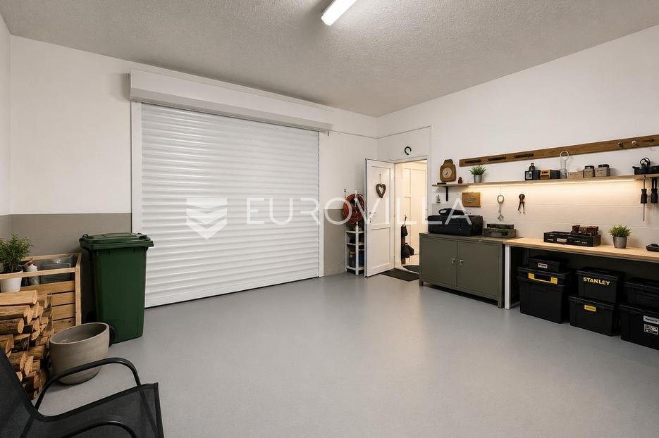 Flat For sale - Ličko-senjska Senj