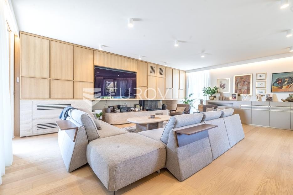 Flat For sale - Grad Zagreb Gornji Grad - Medveščak - foto 1/15