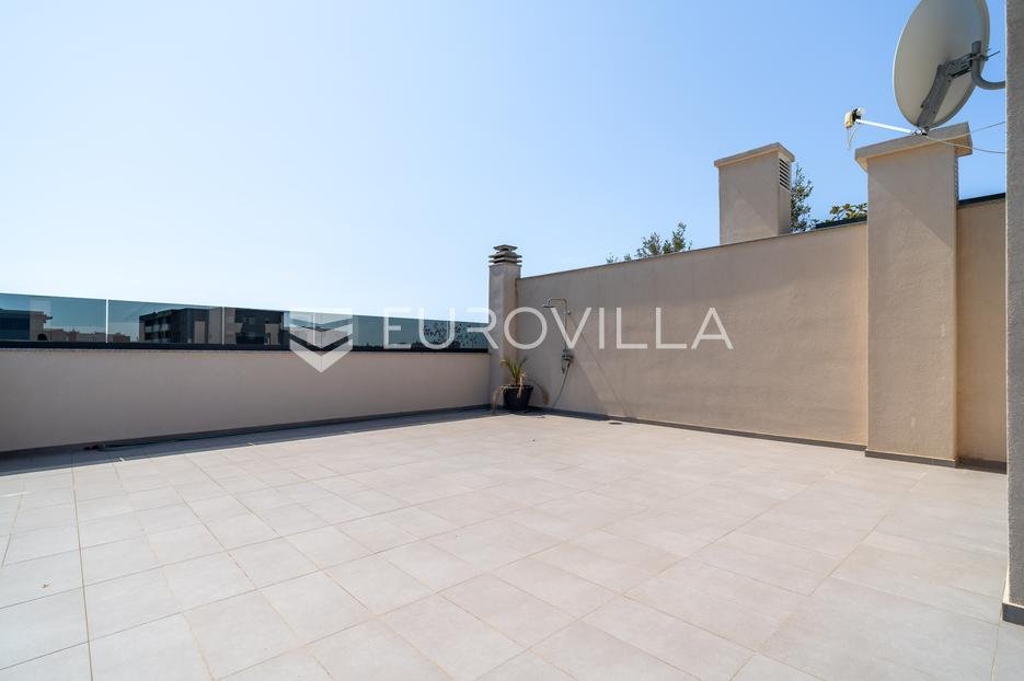 Apartma Na predaj - Zadarska Zadar