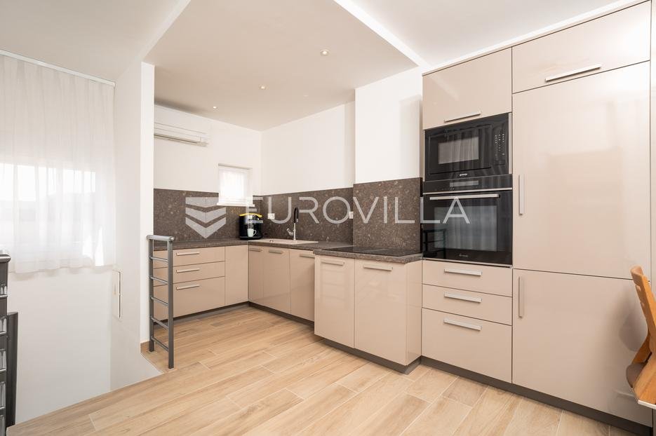 Apartma Na predaj - Zadarska Zadar
