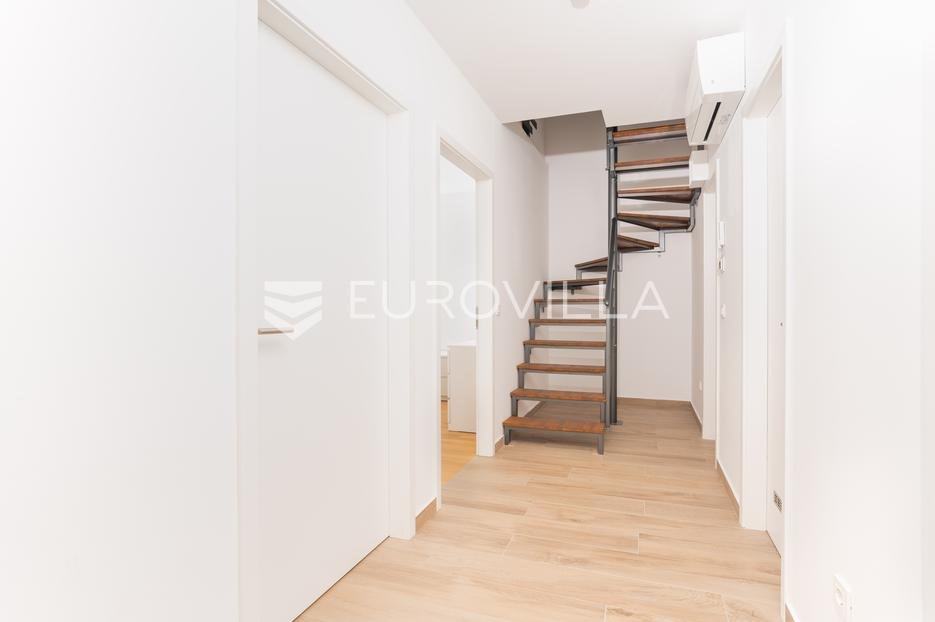 Apartma Na predaj - Zadarska Zadar