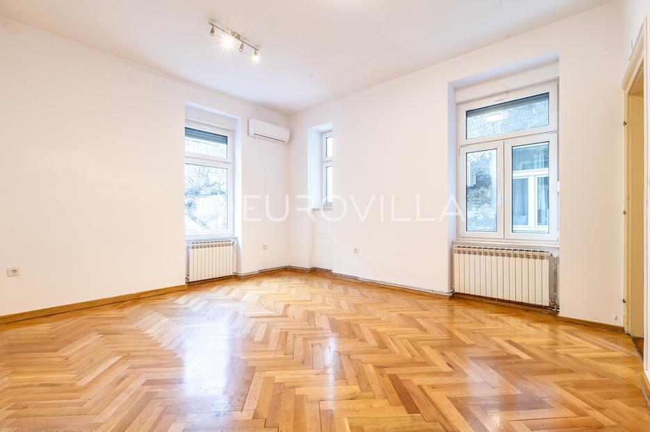 Komerční Na prodej -  Donji Grad