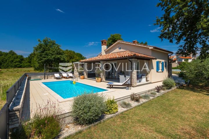 Kuća na prodaju 97 m² – Melnica